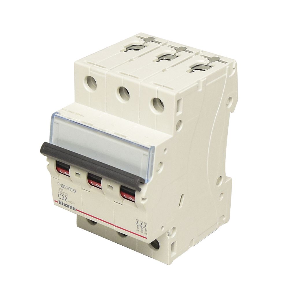 INTERRUPTOR TERMOMAGNETICO BTDIN ESTANDAR 3 X 32A CURVA C 10/6KA 220/400VAC - BTICINO