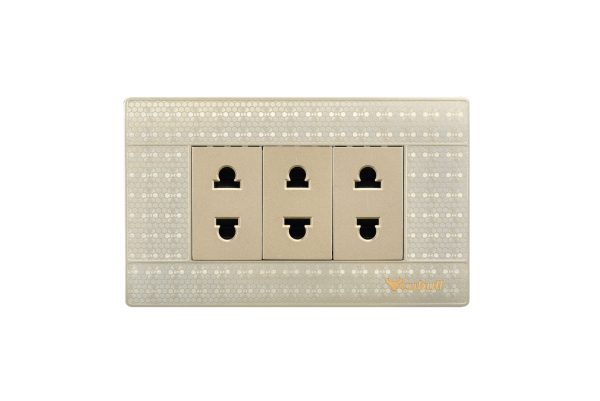 TOMACORRIENTE TRIPLE S (DORADO) A6-015 - CUBULL